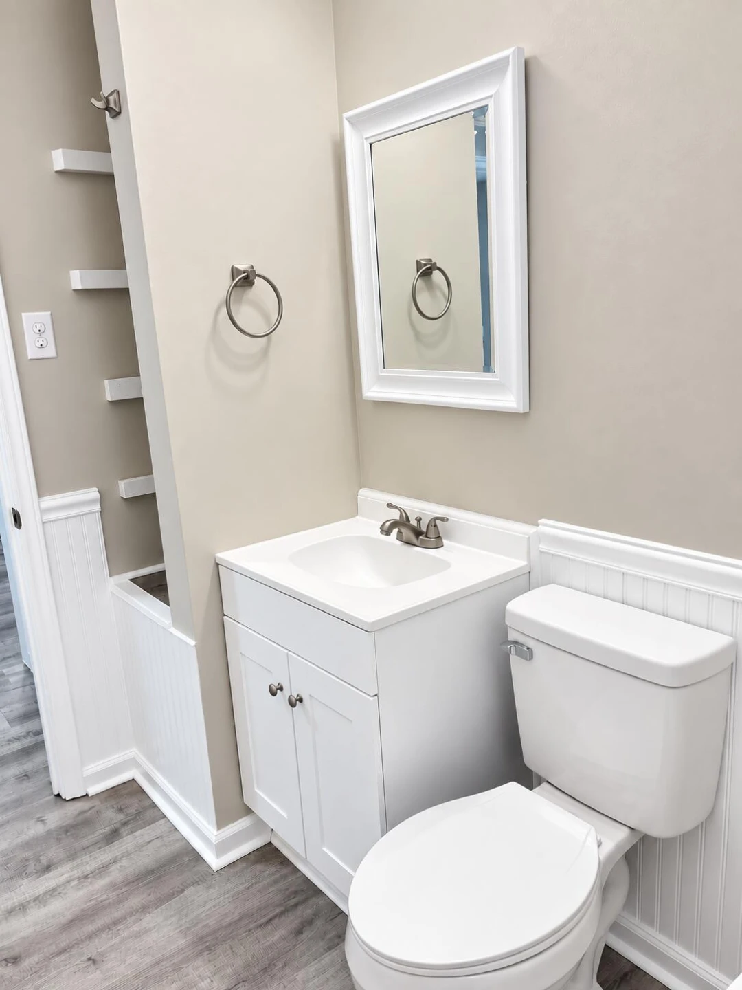 3937 Kentucky AVE NW - Photo 9