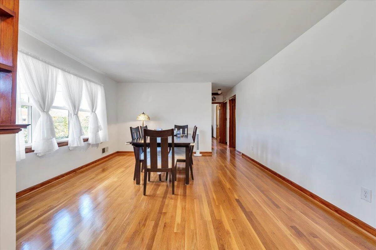 2601 Hebert ST NW - Photo 2