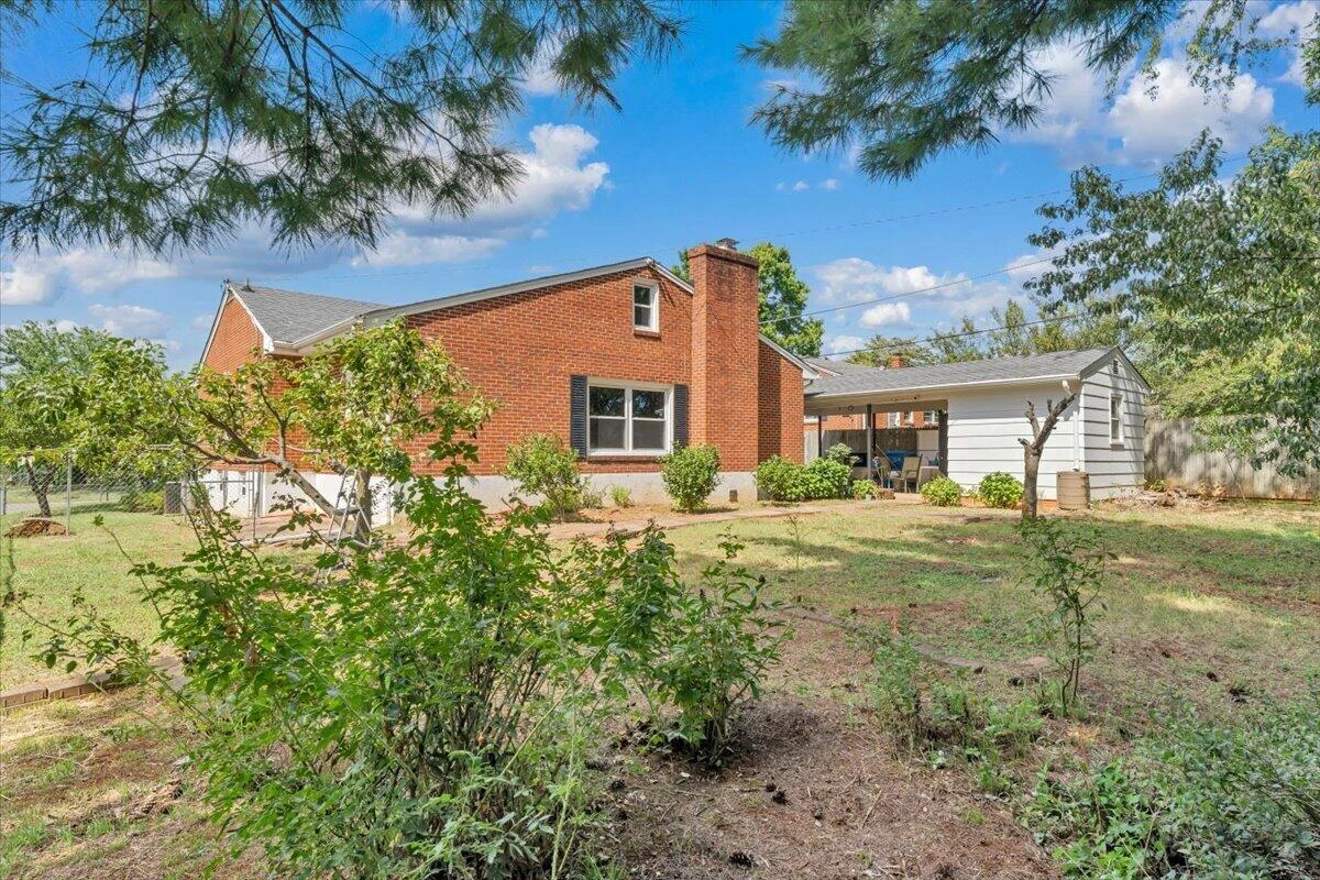 2601 Hebert ST NW - Photo 20