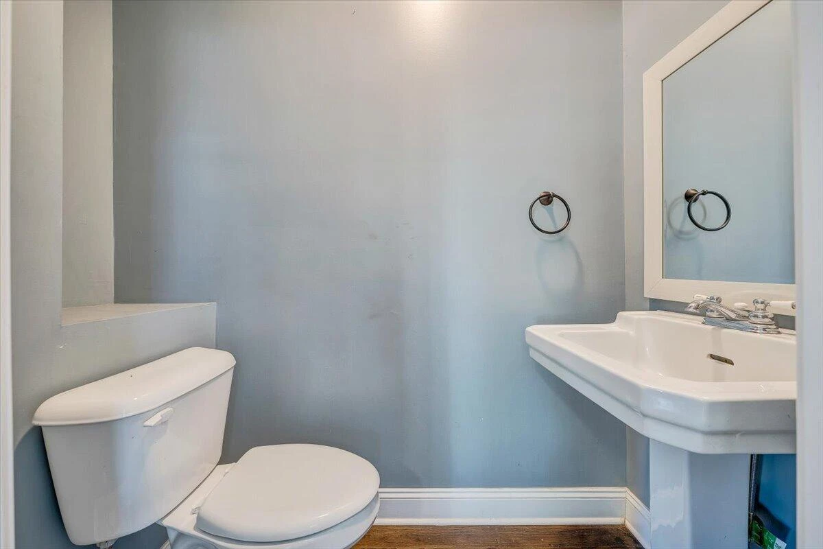 1524 Salem AVE SW - Photo 7