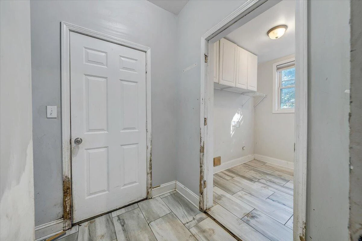 1524 Salem AVE SW - Photo 16