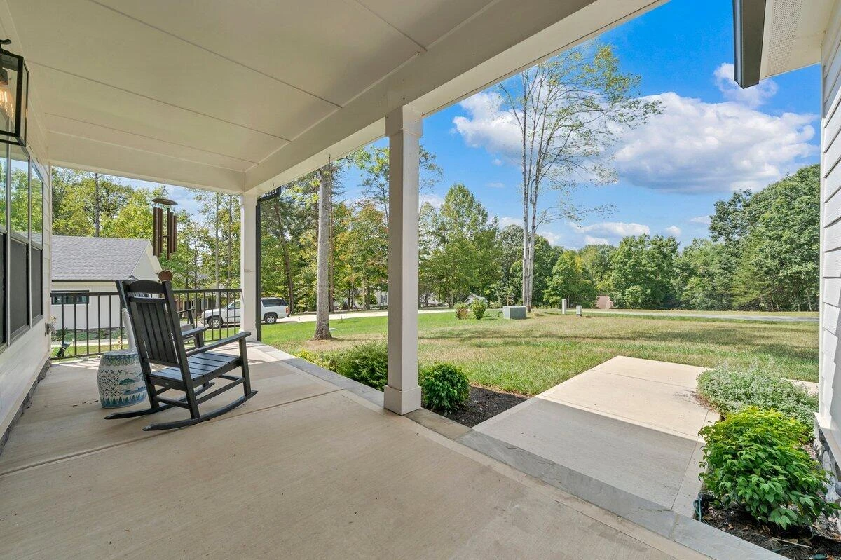118 Pointe O Woods DR - Photo 2