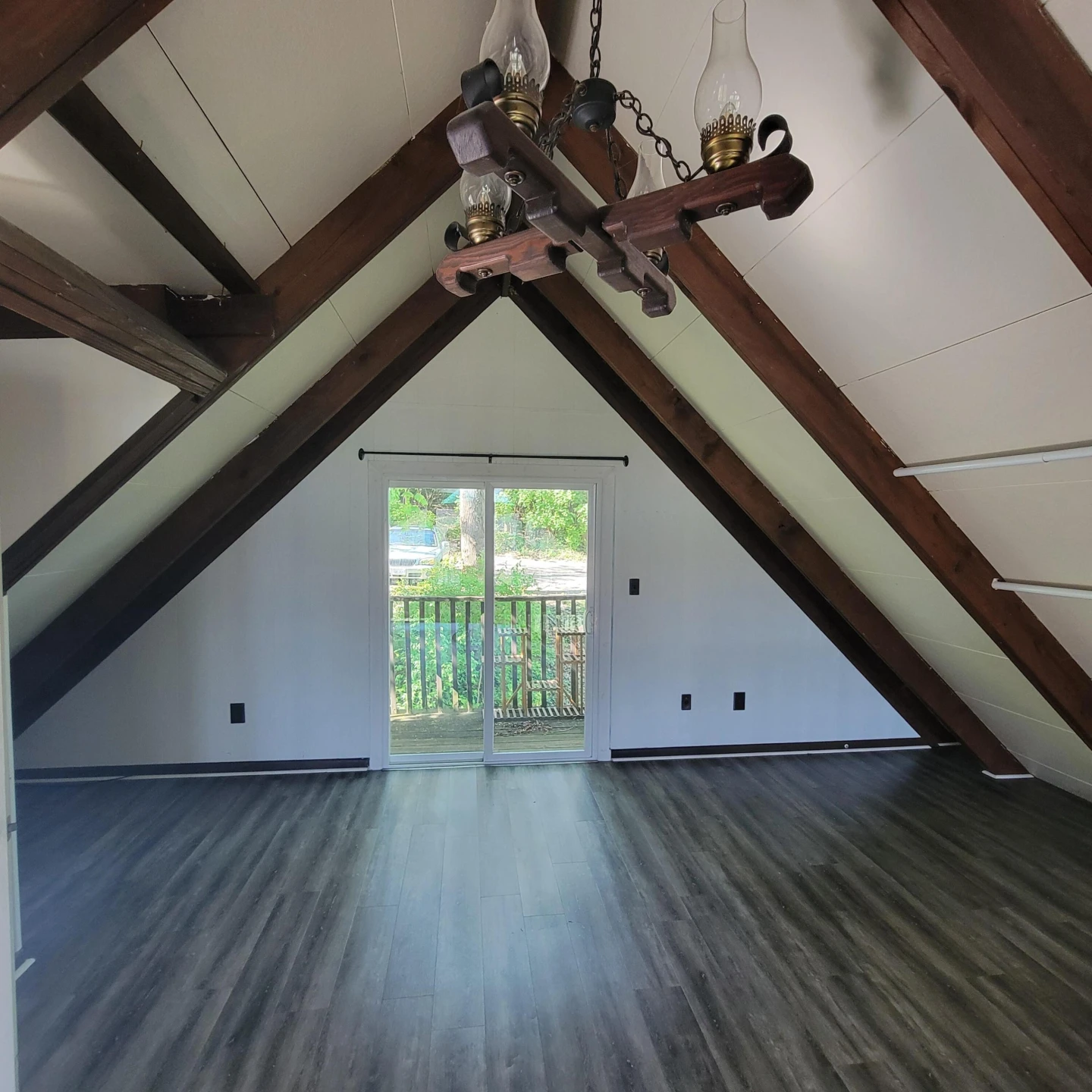 617 Riverland RD SE - Photo 9