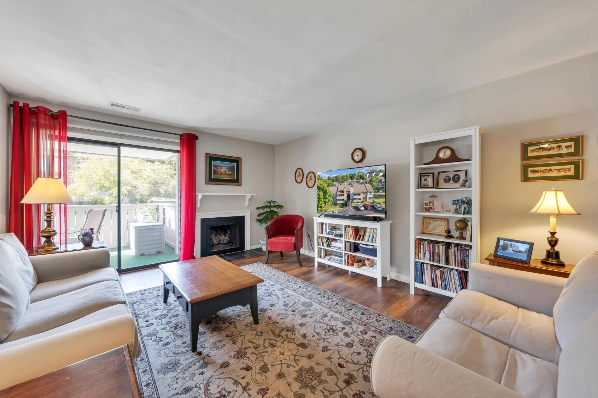 2525 Gatehouse LN - Photo 5