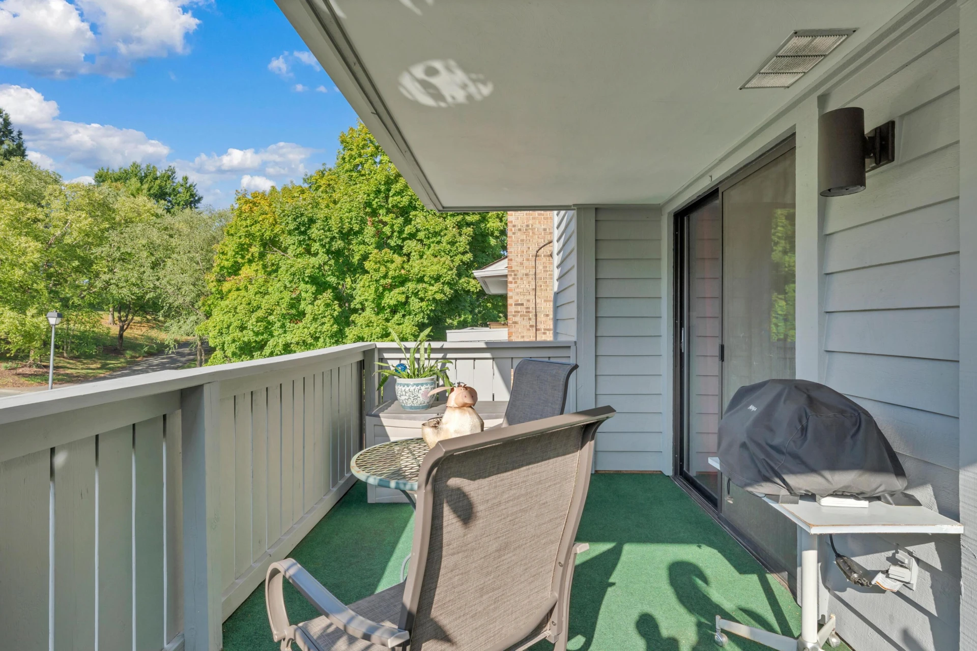 2525 Gatehouse LN - Photo 13