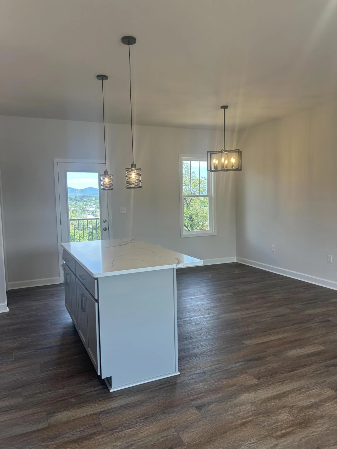 407 Kimball AVE - Photo 5