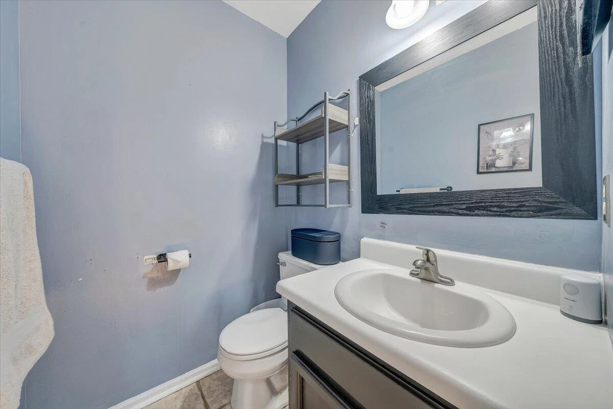 1526 Poplar AVE - Photo 16