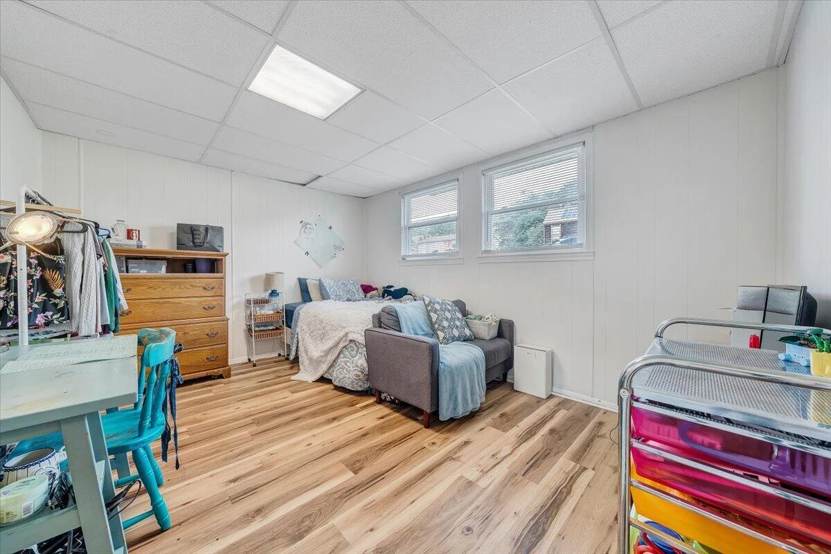 1526 Poplar AVE - Photo 23