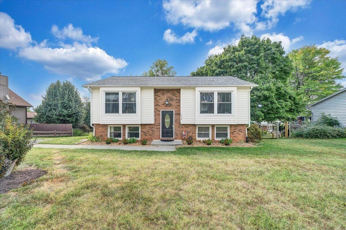 1526 Poplar AVE - Photo 35