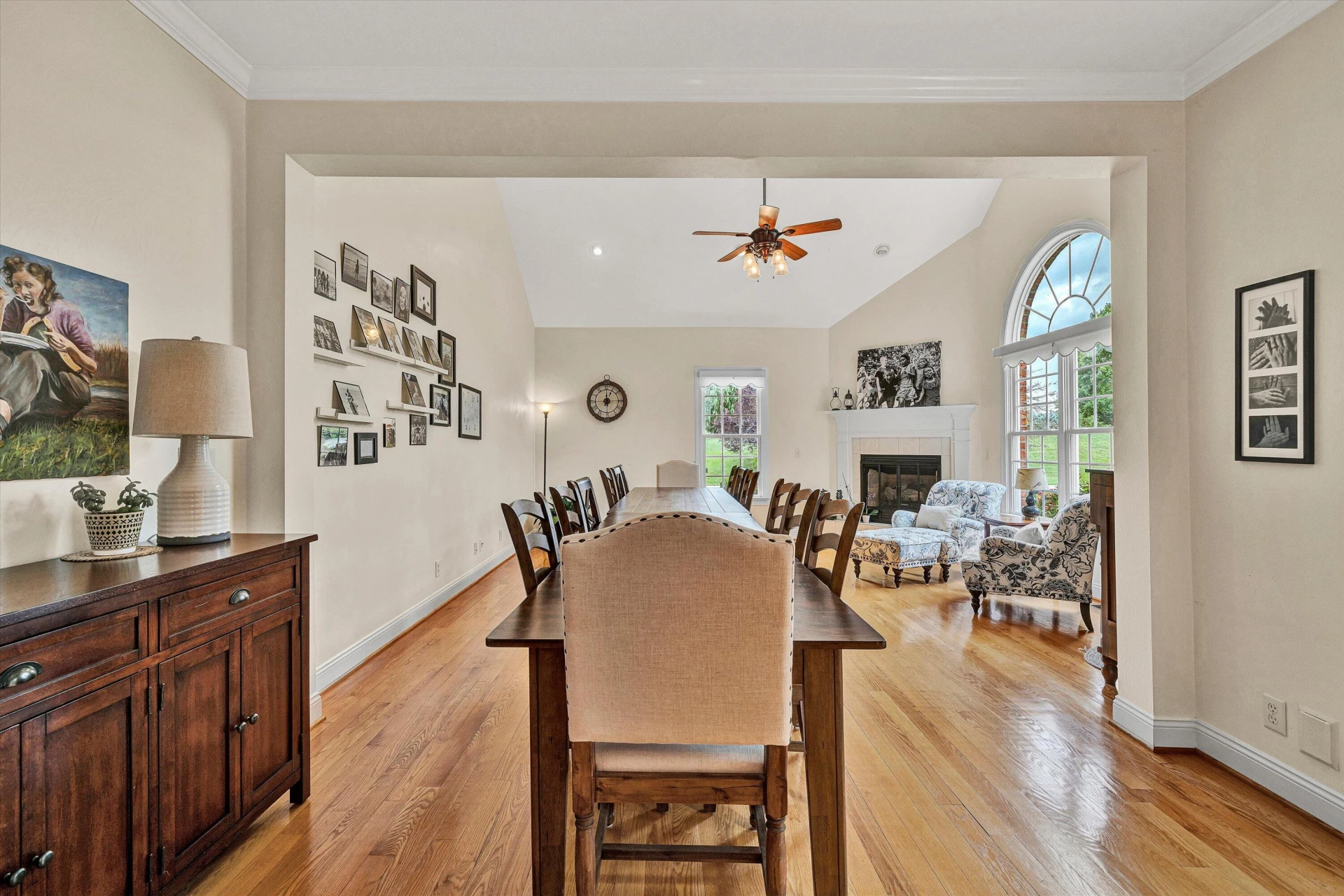 737 Scarlet DR - Photo 14