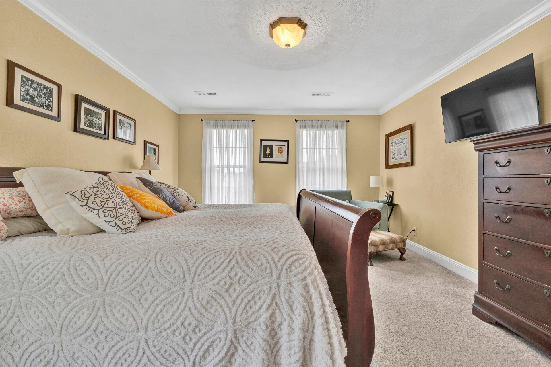 737 Scarlet DR - Photo 29