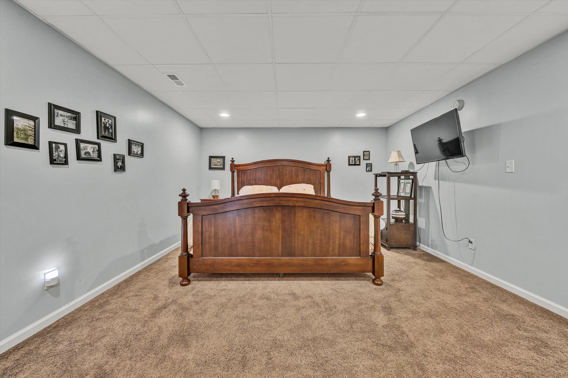 737 Scarlet DR - Photo 43