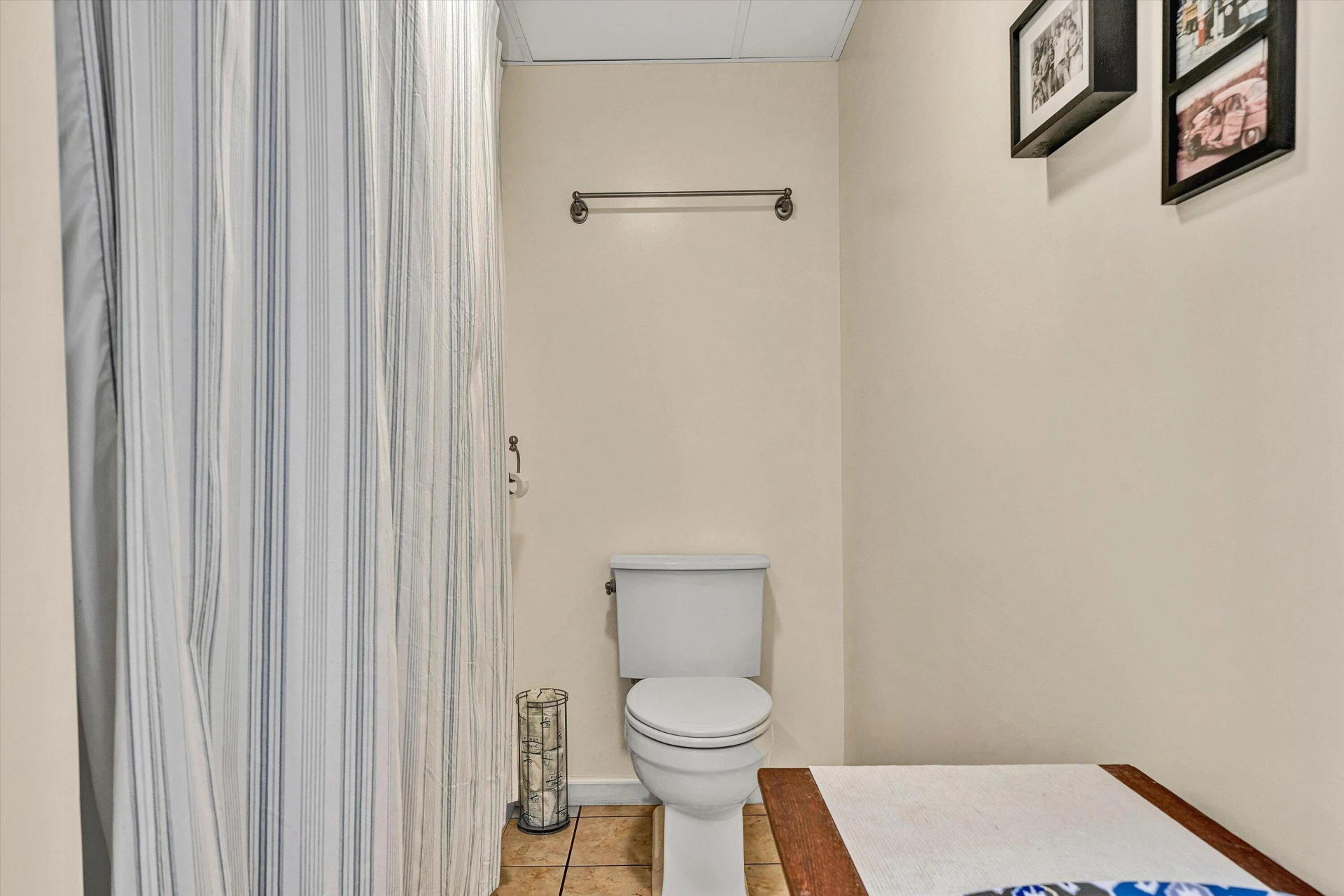 737 Scarlet DR - Photo 45
