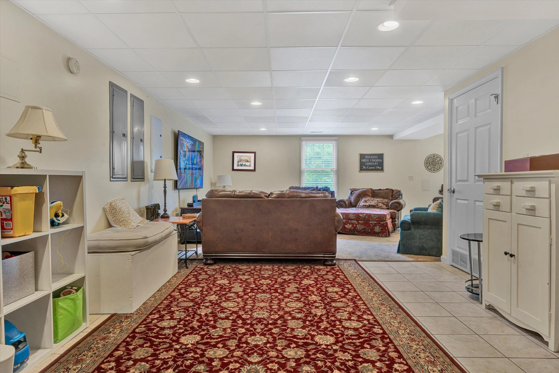 737 Scarlet DR - Photo 46