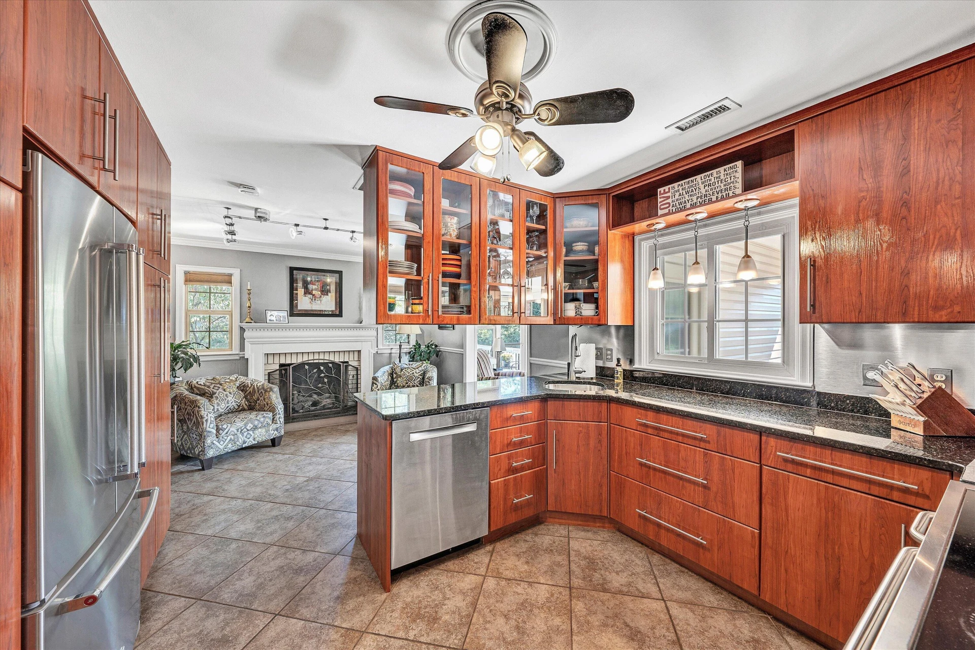 1127 Welch RD SW - Photo 9