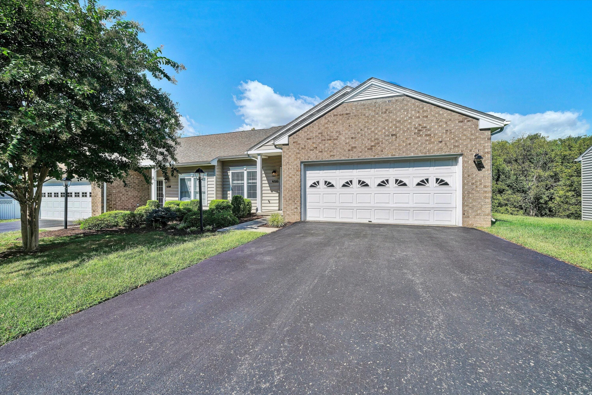 4322 Garstview CIR - Photo 2