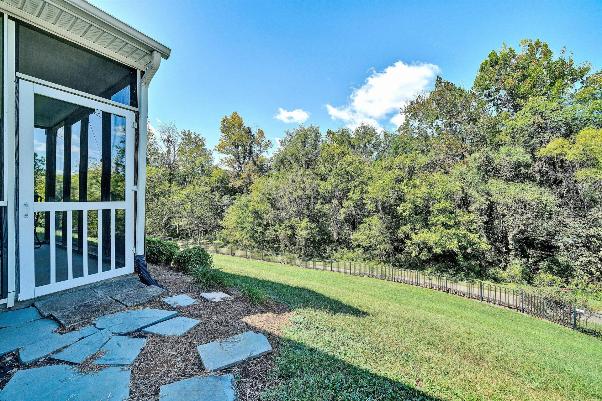 4322 Garstview CIR - Photo 25