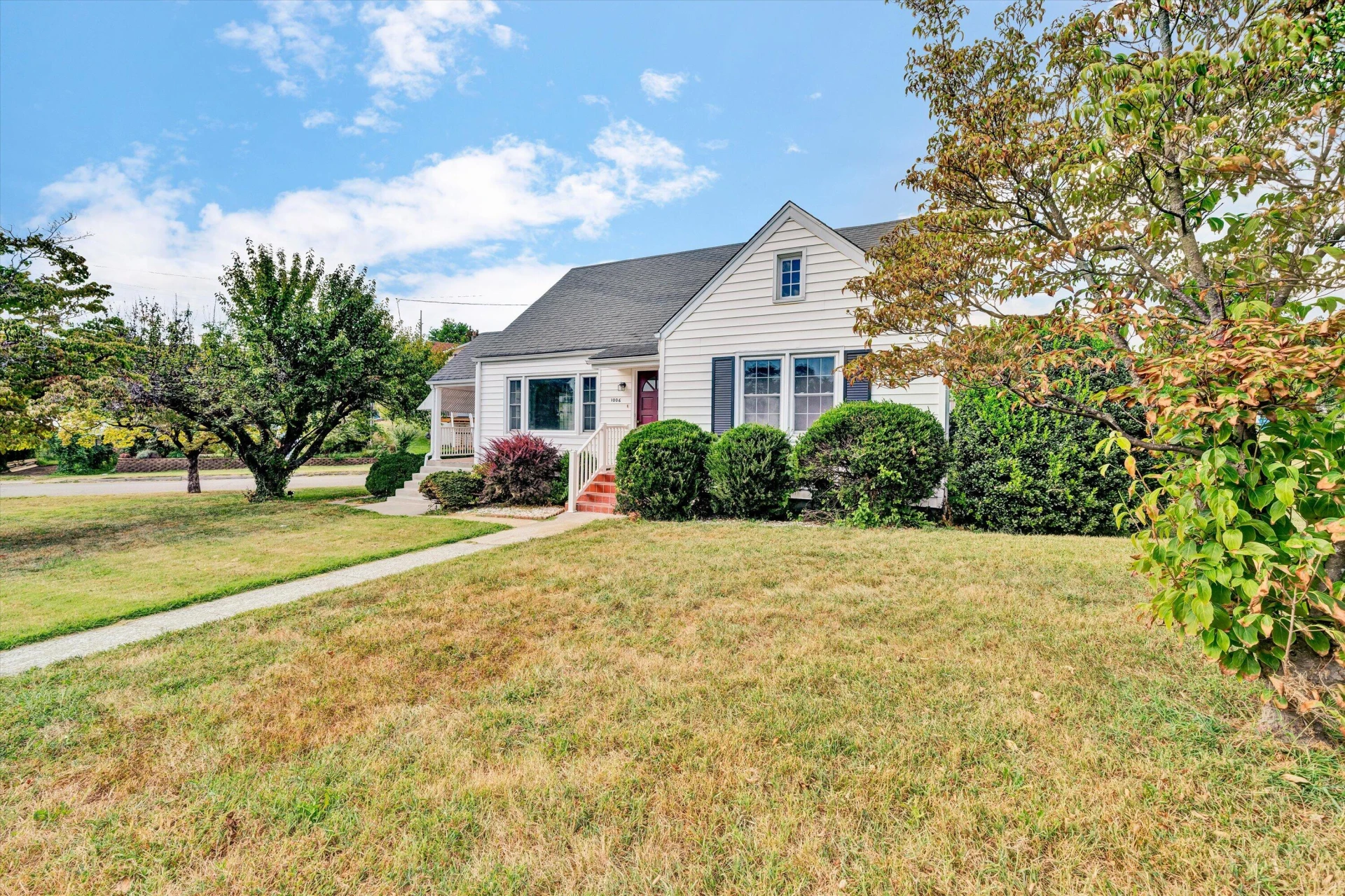 1006 Woodrow AVE SE - Photo 16