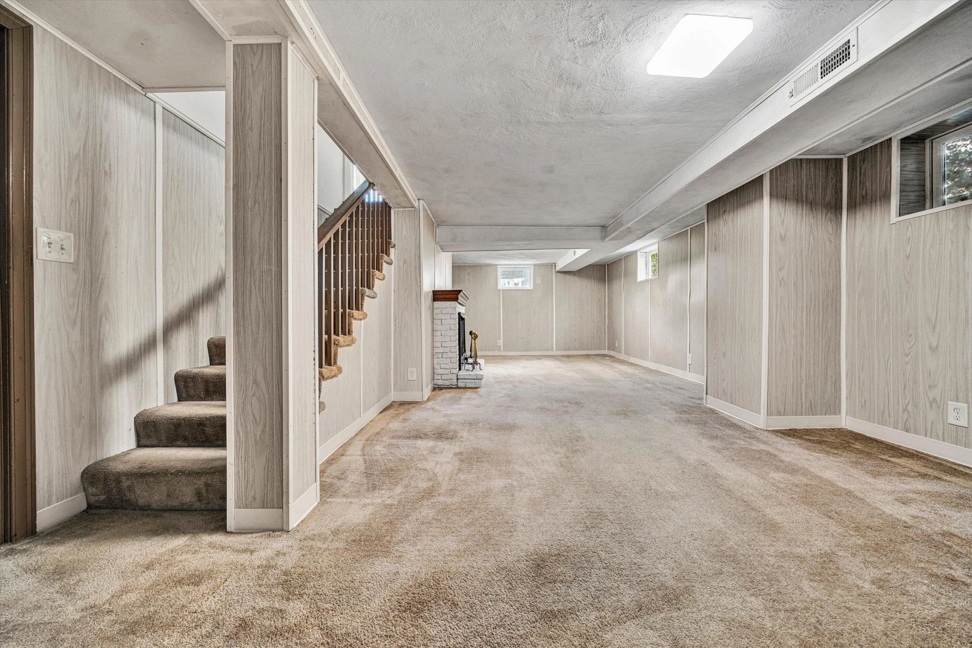 1006 Woodrow AVE SE - Photo 22