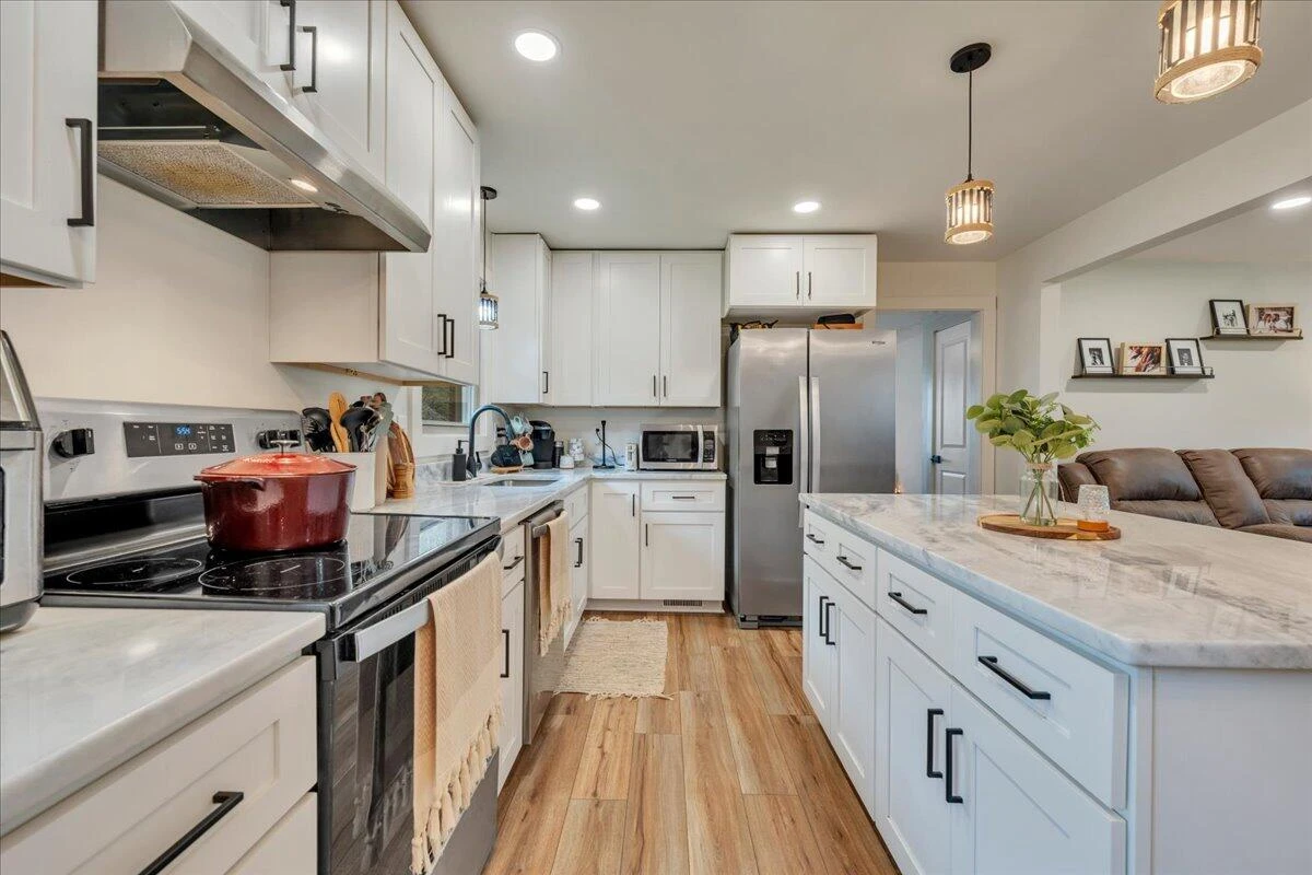 3687 Horseshoe Bend RD - Photo 20
