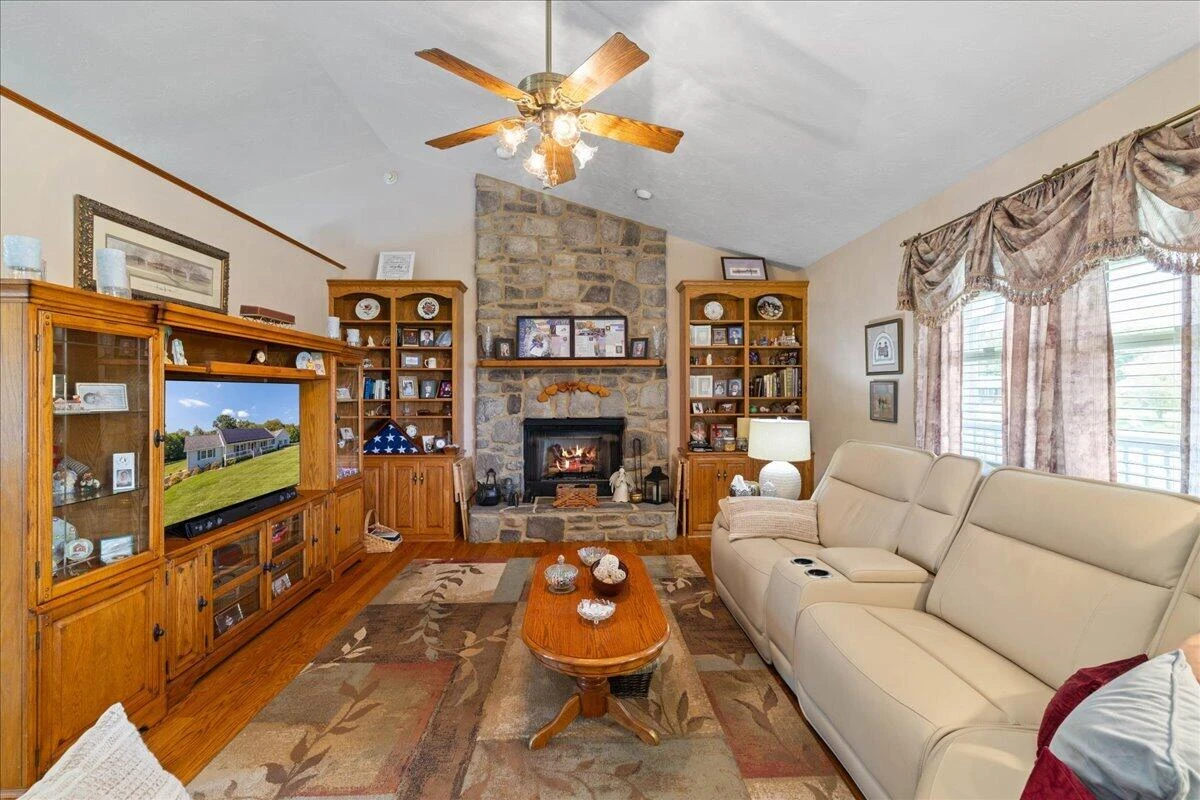 3595 Green Level RD - Photo 4