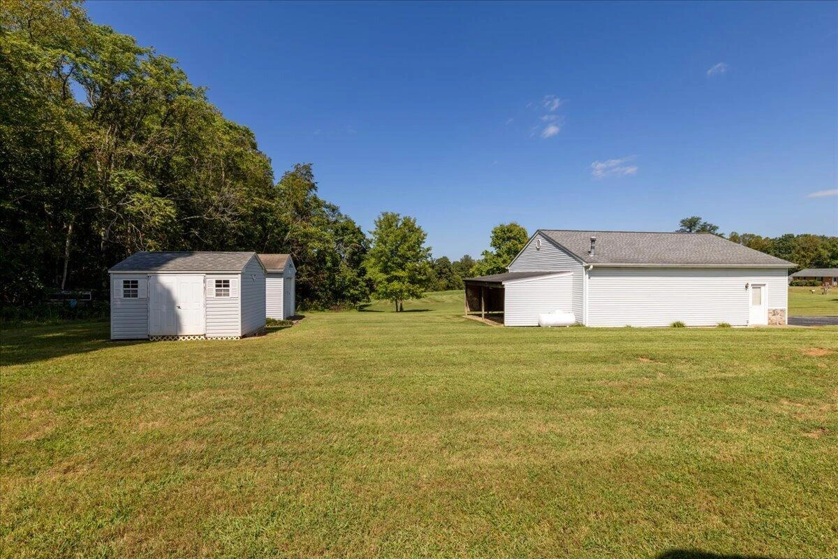 3595 Green Level RD - Photo 37