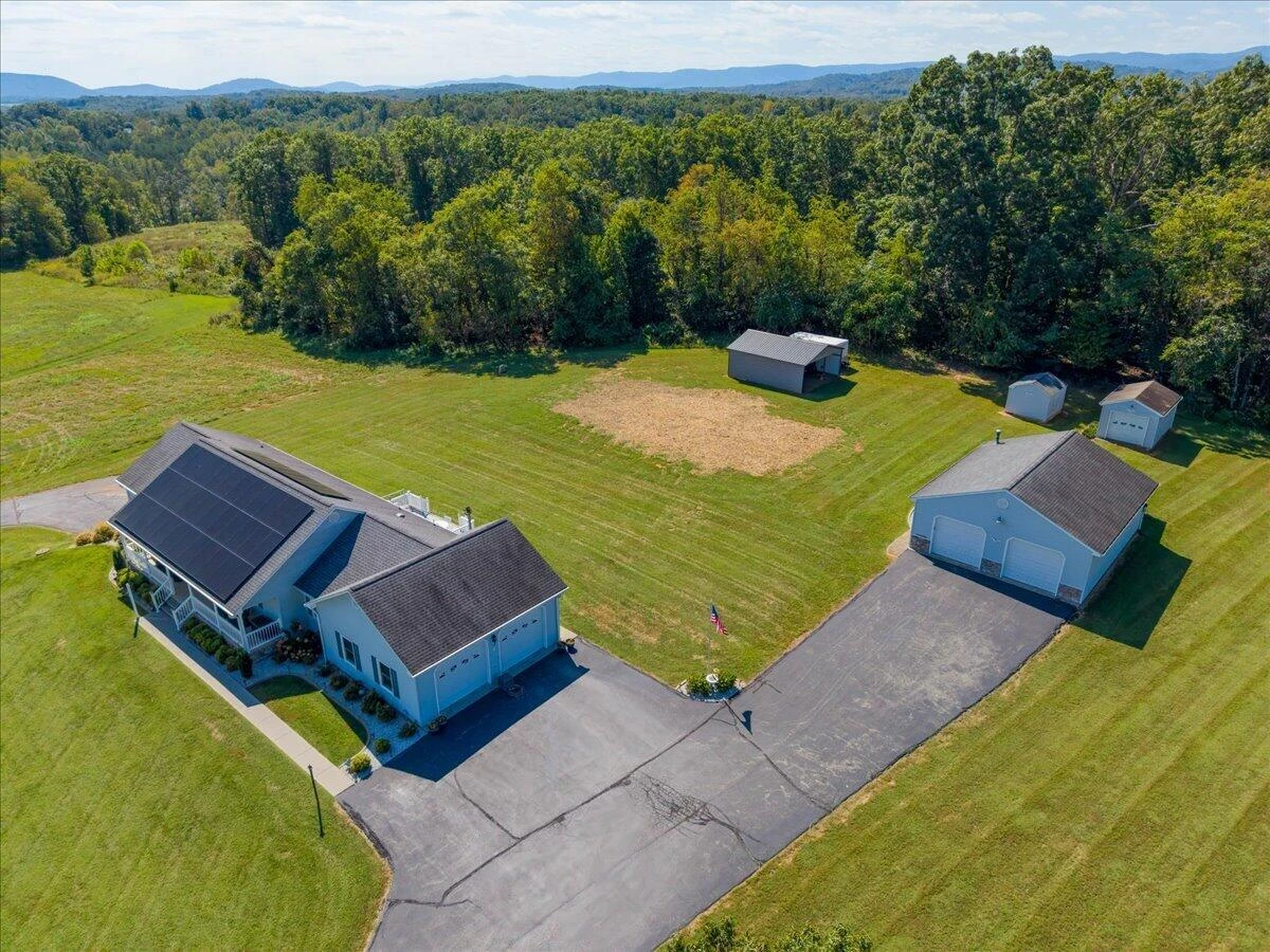 3595 Green Level RD - Photo 46