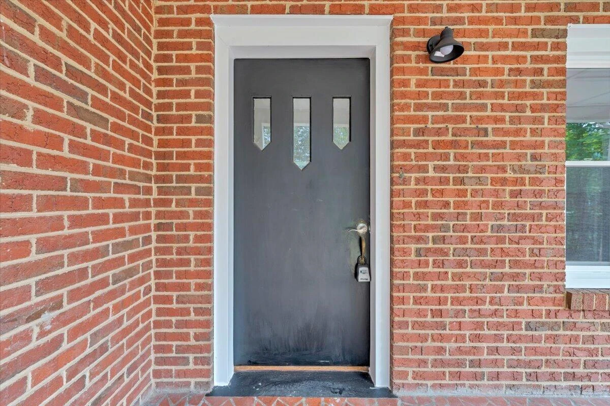 3407 Greenland AVE NW - Photo 3