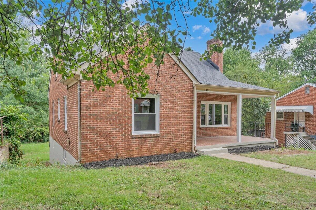 3407 Greenland AVE NW - Photo 5