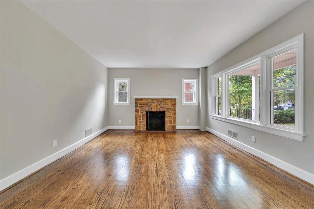 3407 Greenland AVE NW - Photo 9