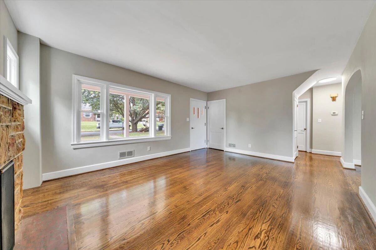 3407 Greenland AVE NW - Photo 10