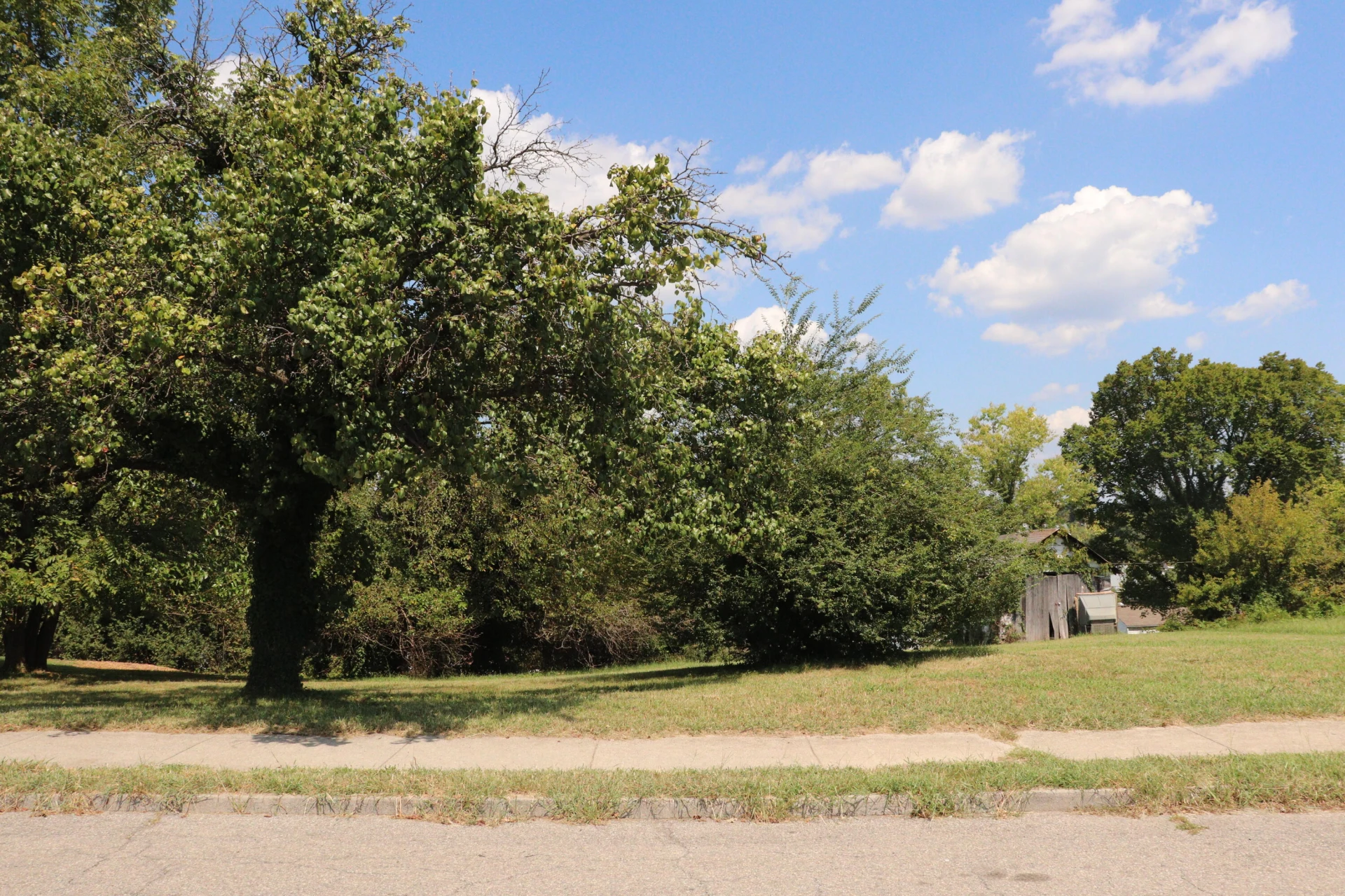 2009 Moorman AVE NW - Photo 2