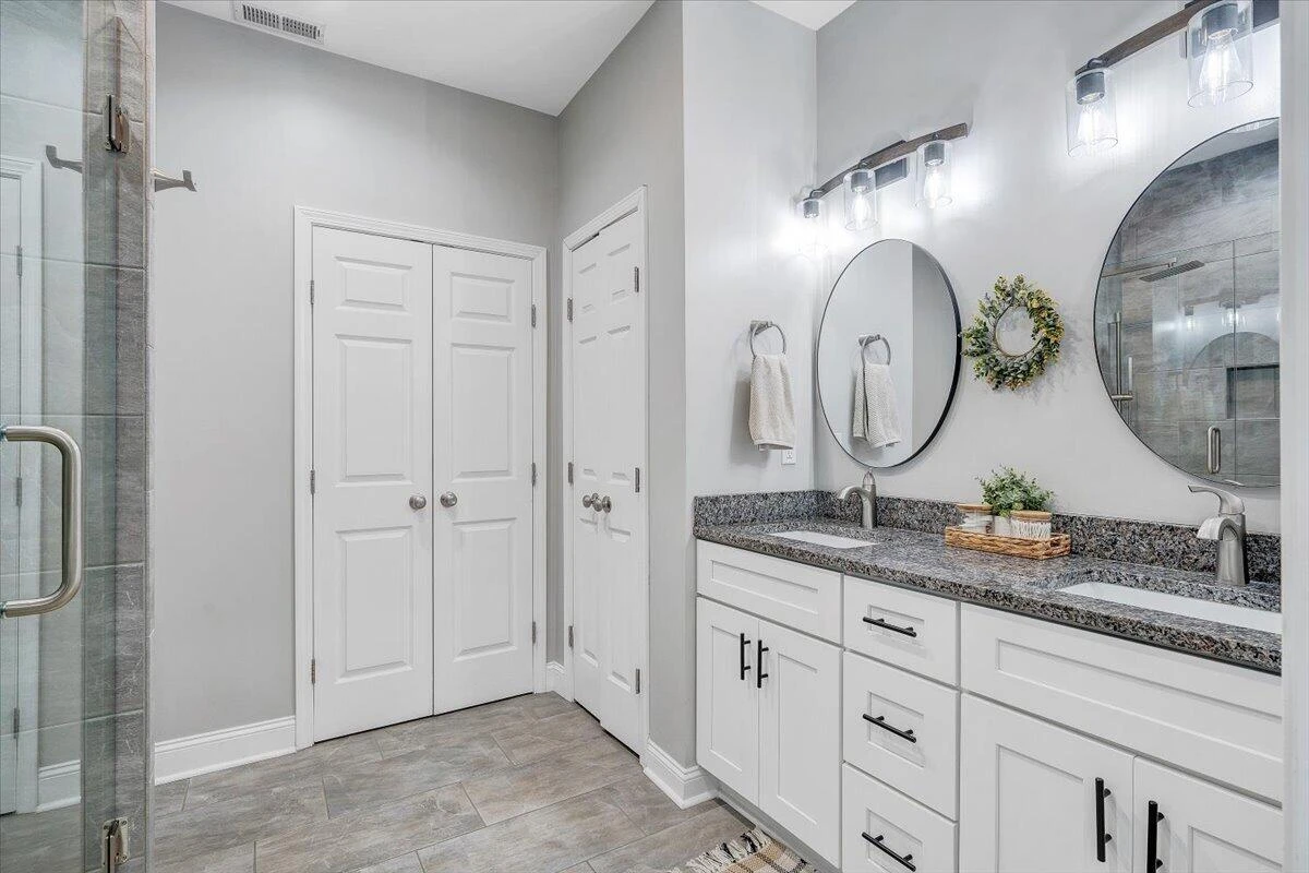 4269 Daugherty RD - Photo 18