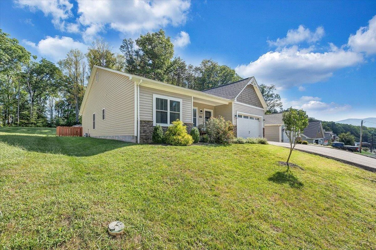4269 Daugherty RD - Photo 36