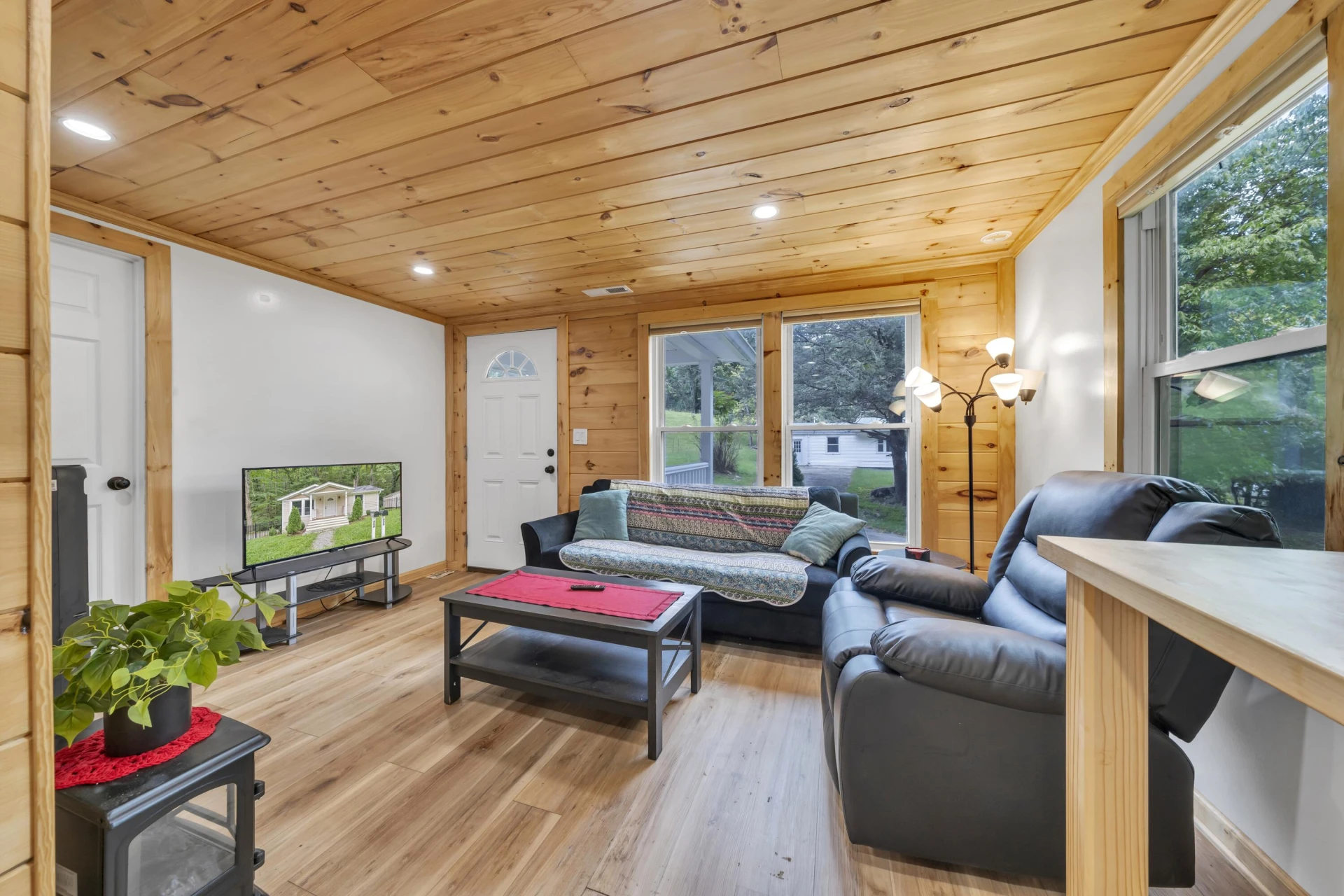 809 John Arthur RD - Photo 11