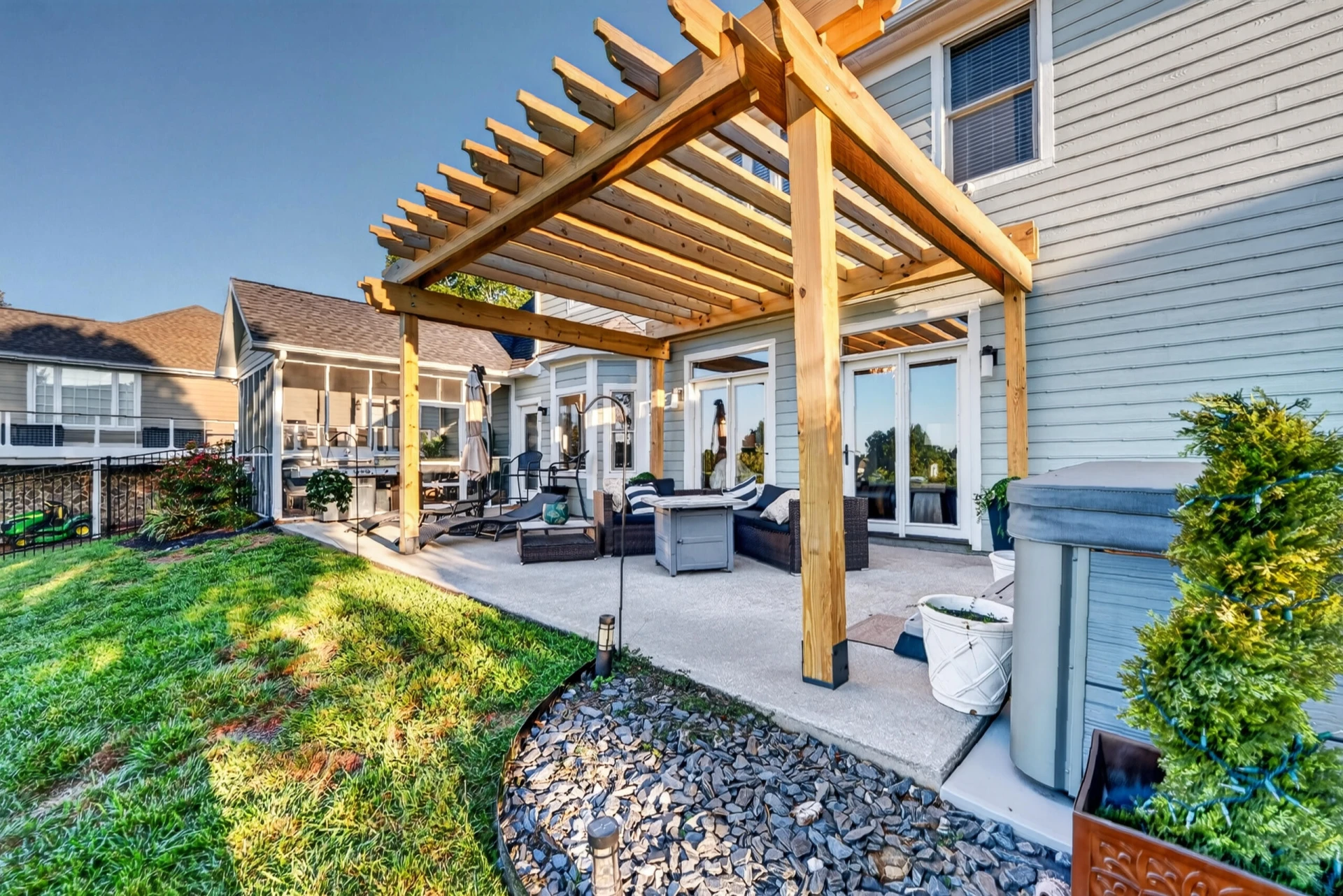42 Peaks View DR - Photo 56