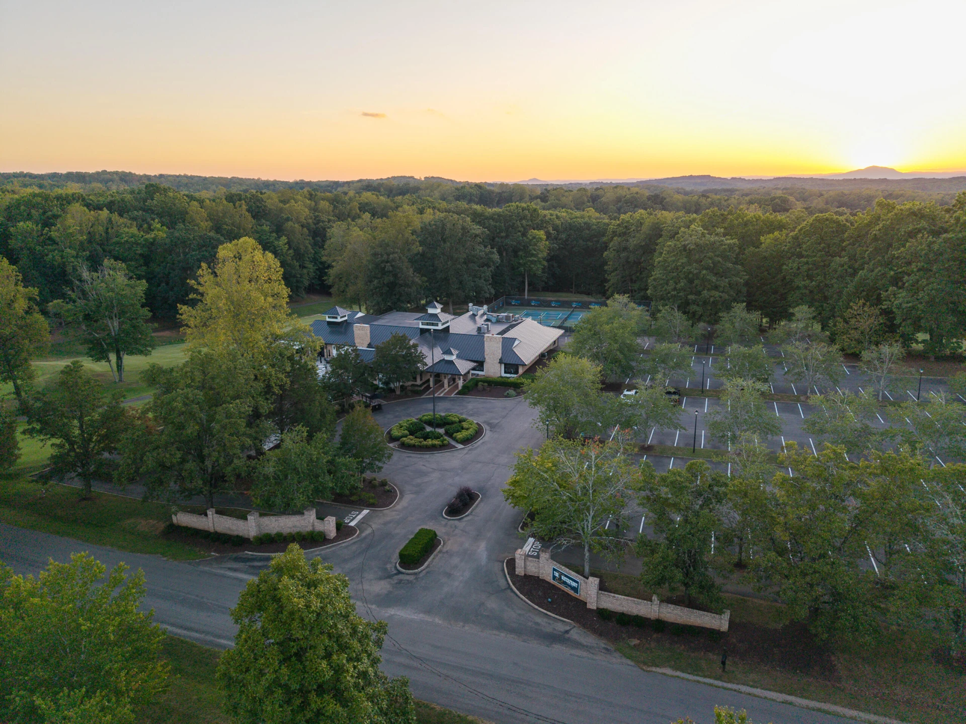 42 Peaks View DR - Photo 85