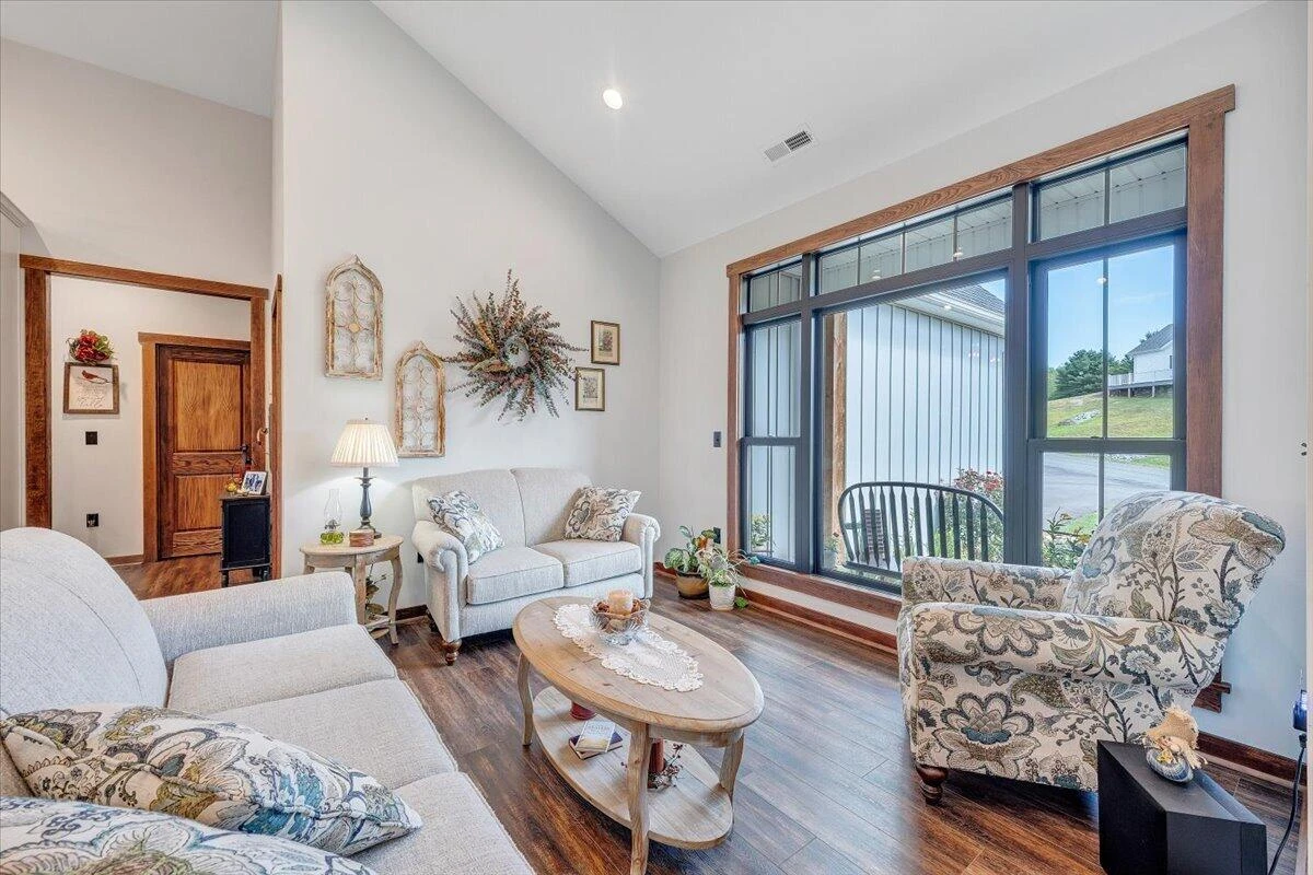 41 Old Point RD - Photo 12