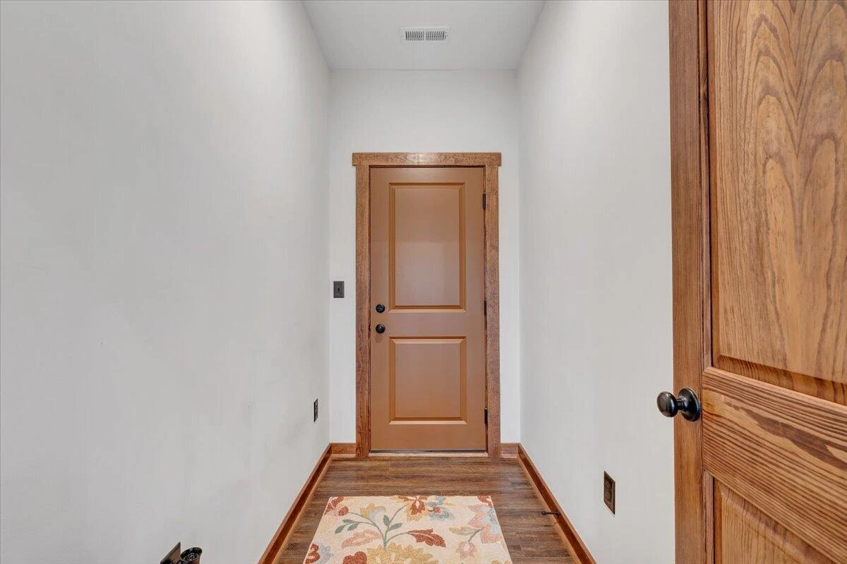 41 Old Point RD - Photo 35