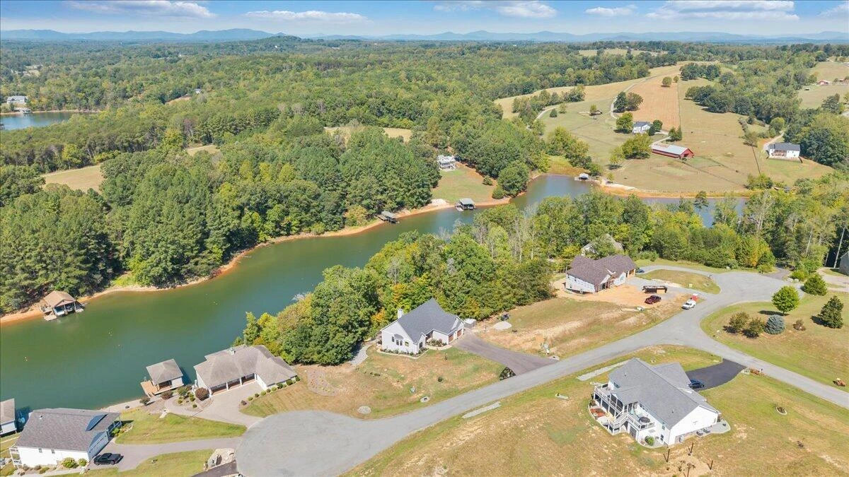 41 Old Point RD - Photo 75