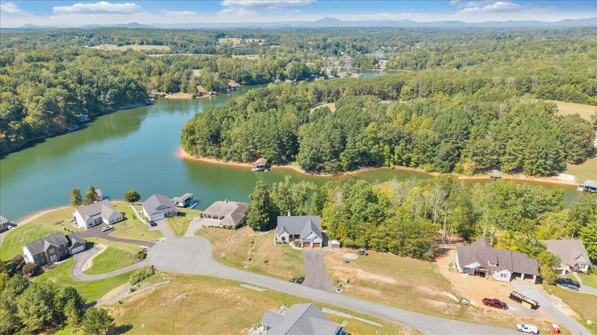41 Old Point RD - Photo 77