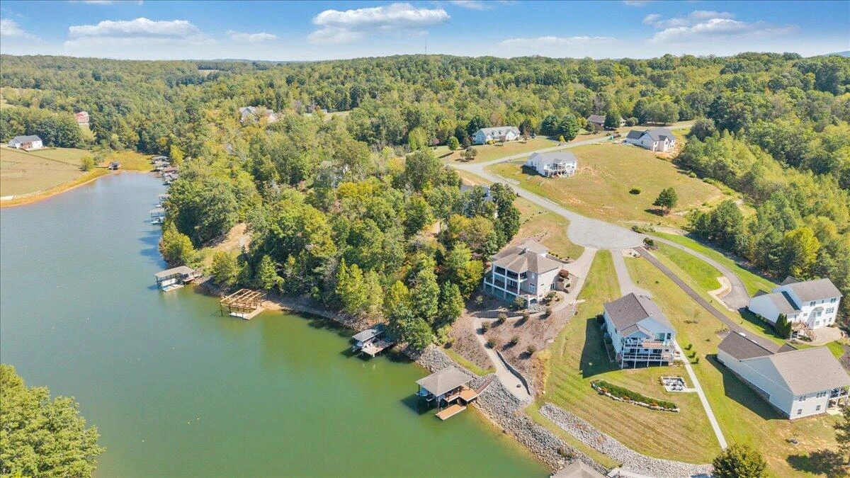 41 Old Point RD - Photo 88