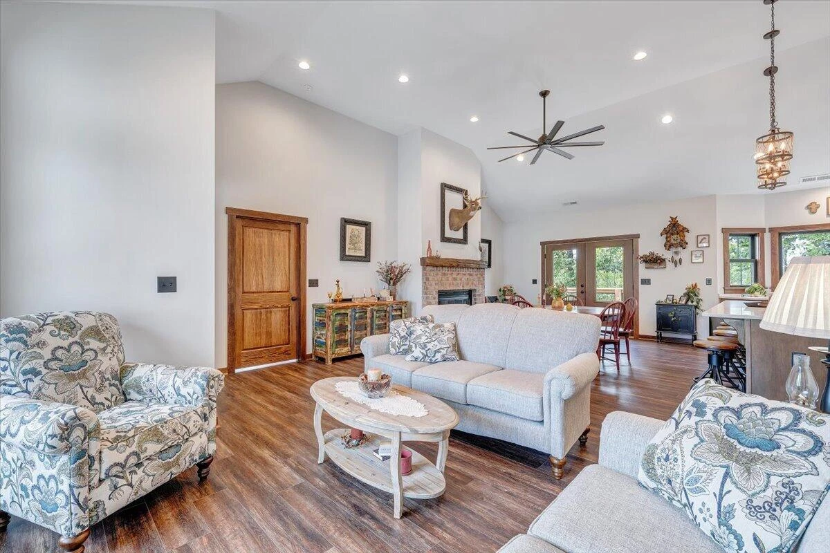 41 Old Point RD - Photo 15