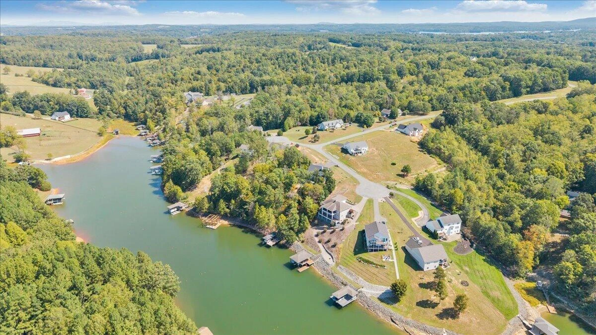 41 Old Point RD - Photo 89