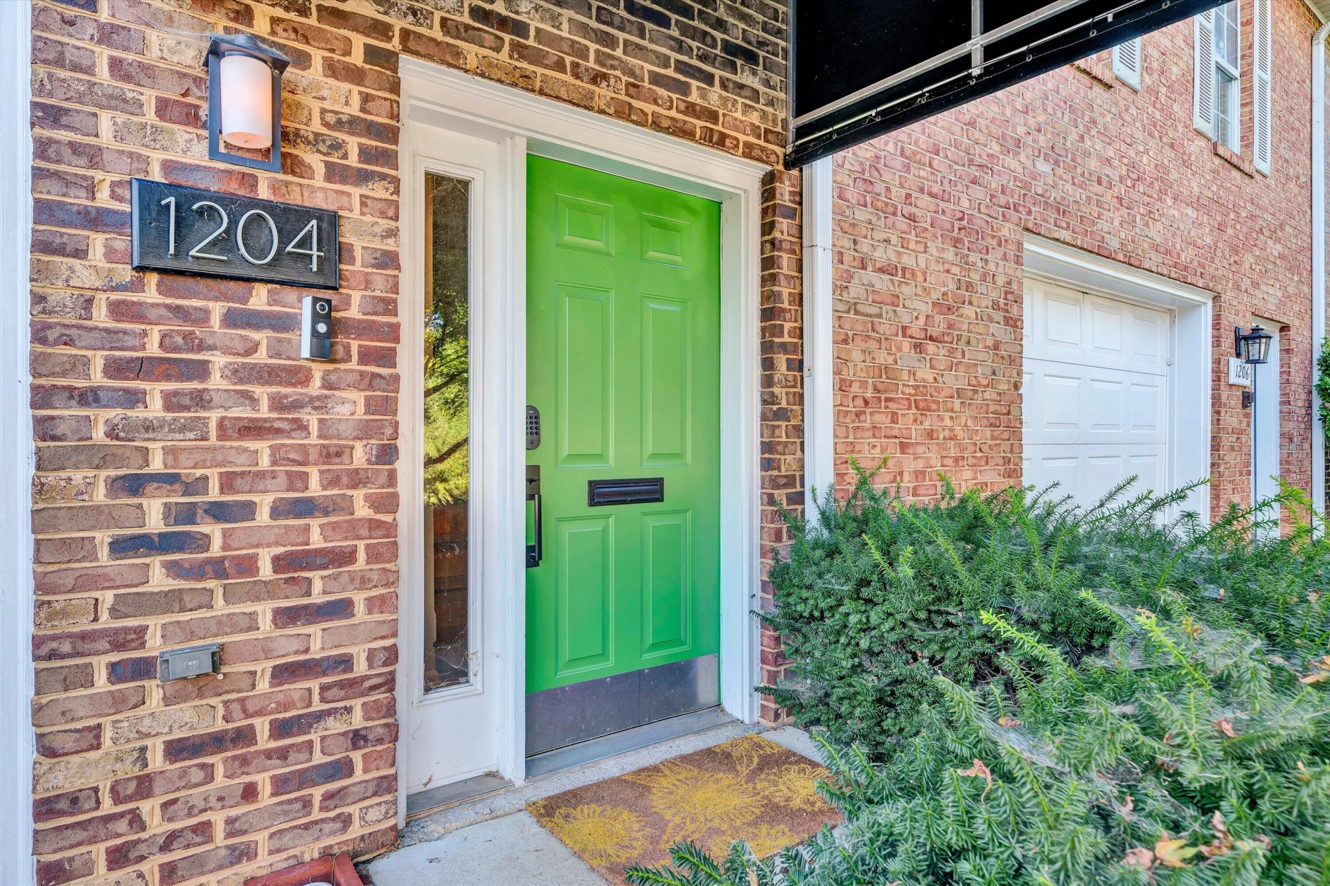1204 Belleview AVE SE - Photo 3