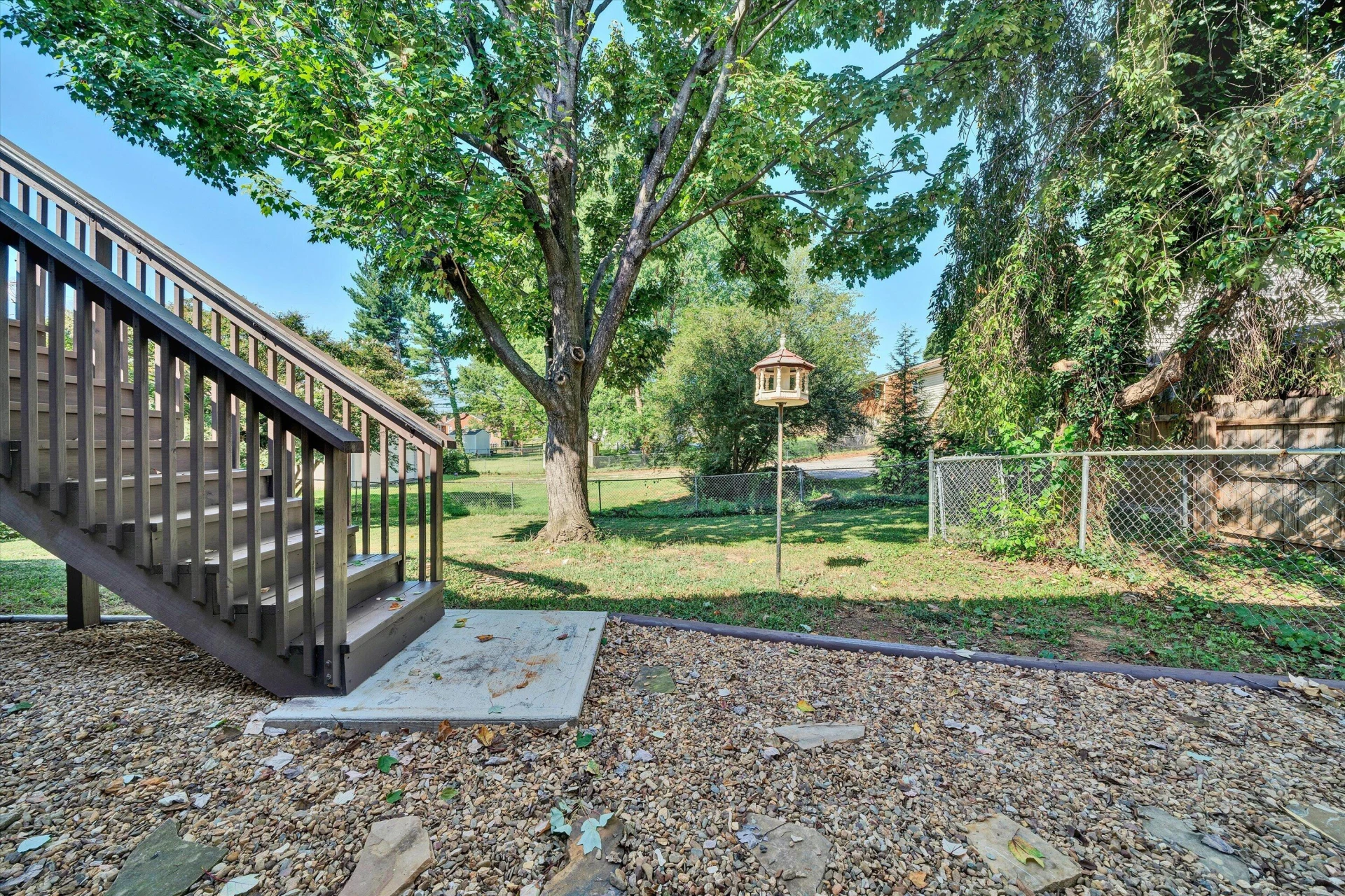 709 Catawba DR - Photo 30