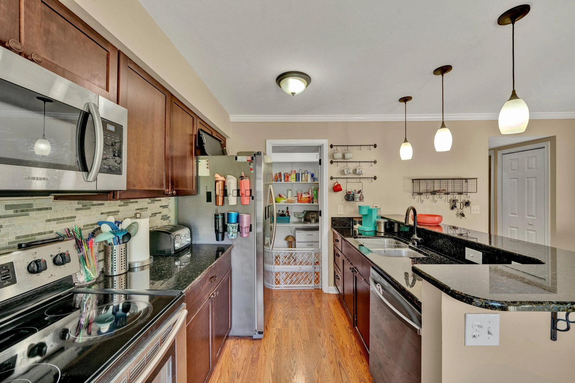 4721 Oakcliff DR - Photo 9
