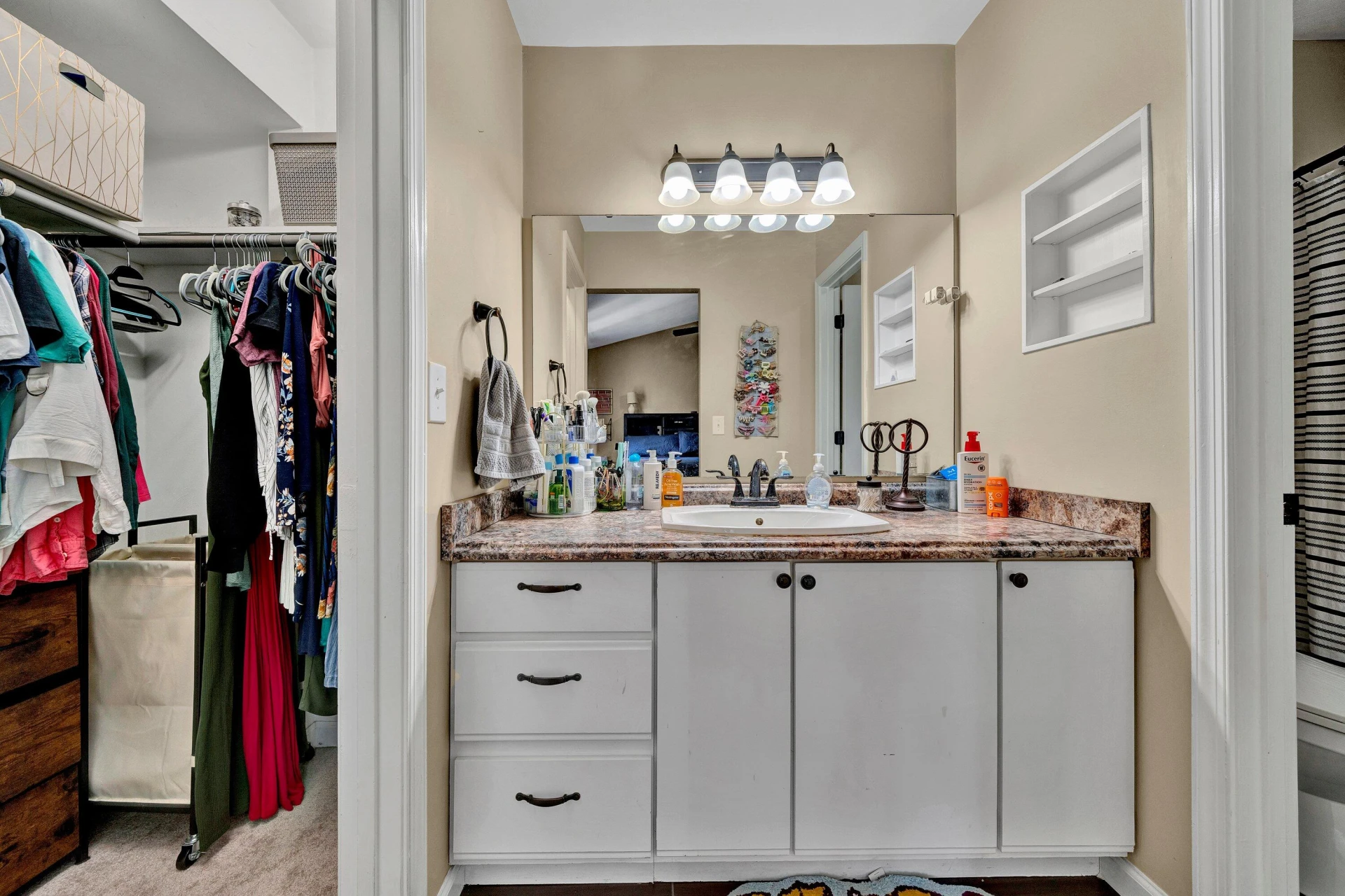 4721 Oakcliff DR - Photo 17