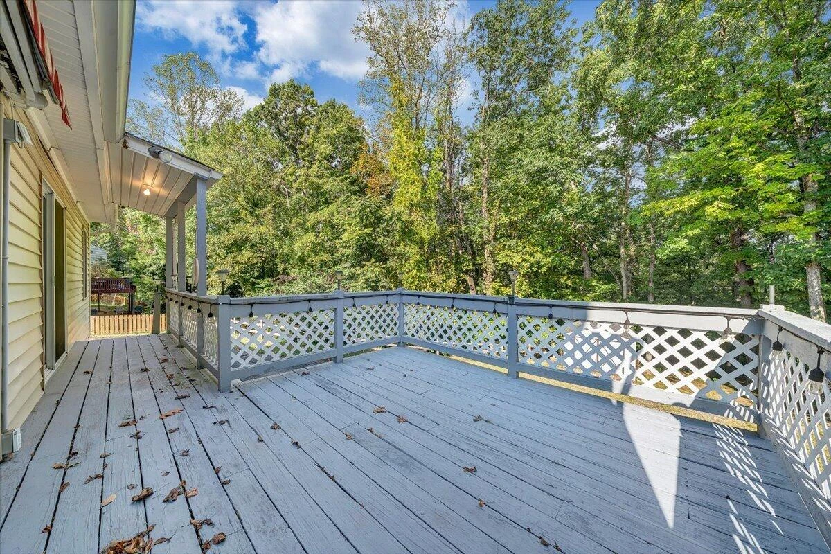 3327 Hollyfield CIR - Photo 35