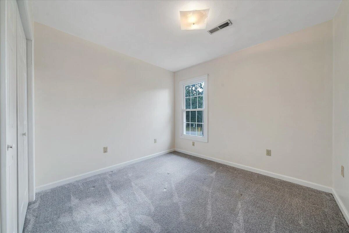 3327 Hollyfield CIR - Photo 44